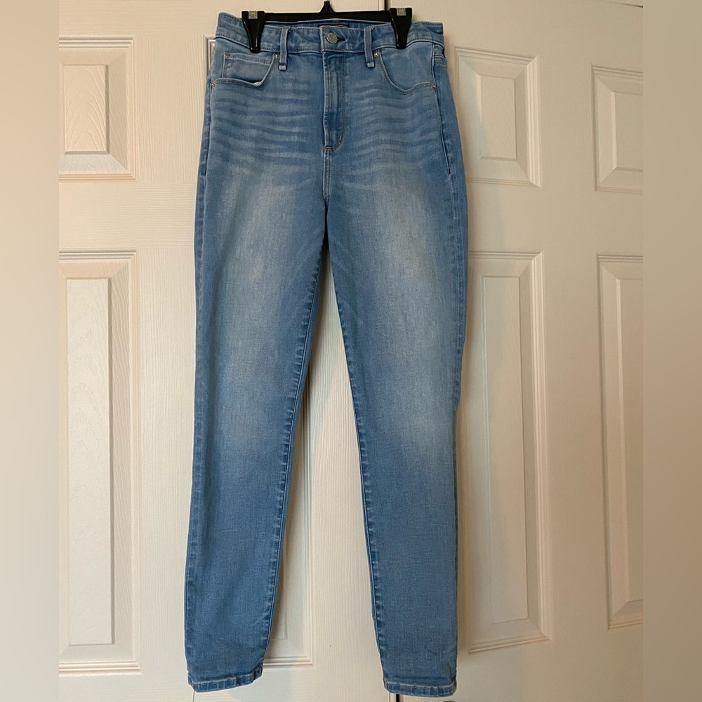 Abercrombie & Fitch High Rise Super Skinny Woman’s Jeans